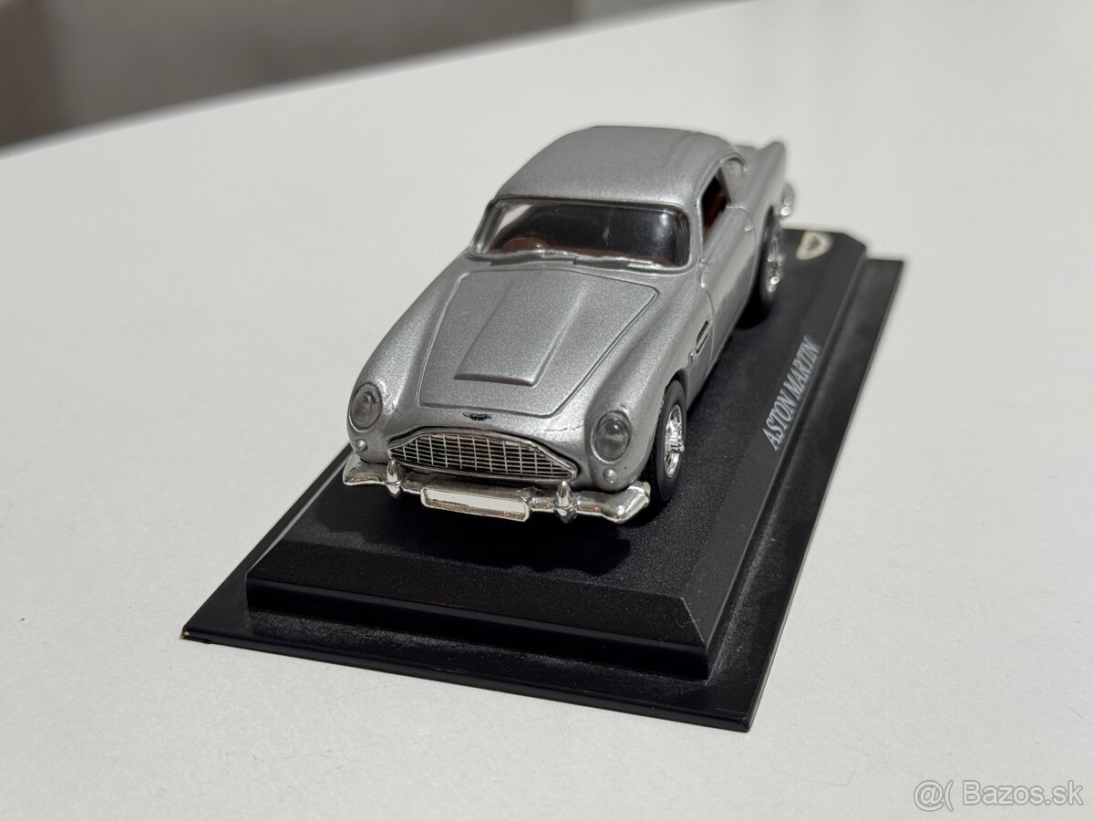 Aston Martin DB5 - James Bond model auta (1:43) - 5