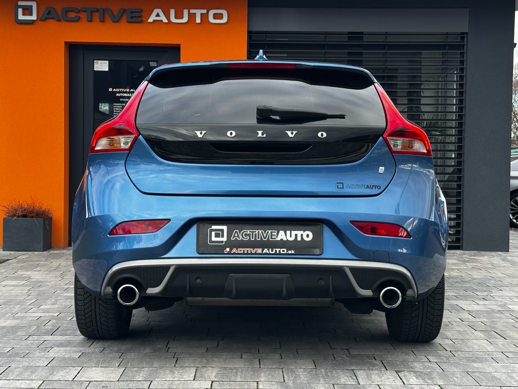 Volvo V40 R-Design D3 2.0 150k A/T - 5