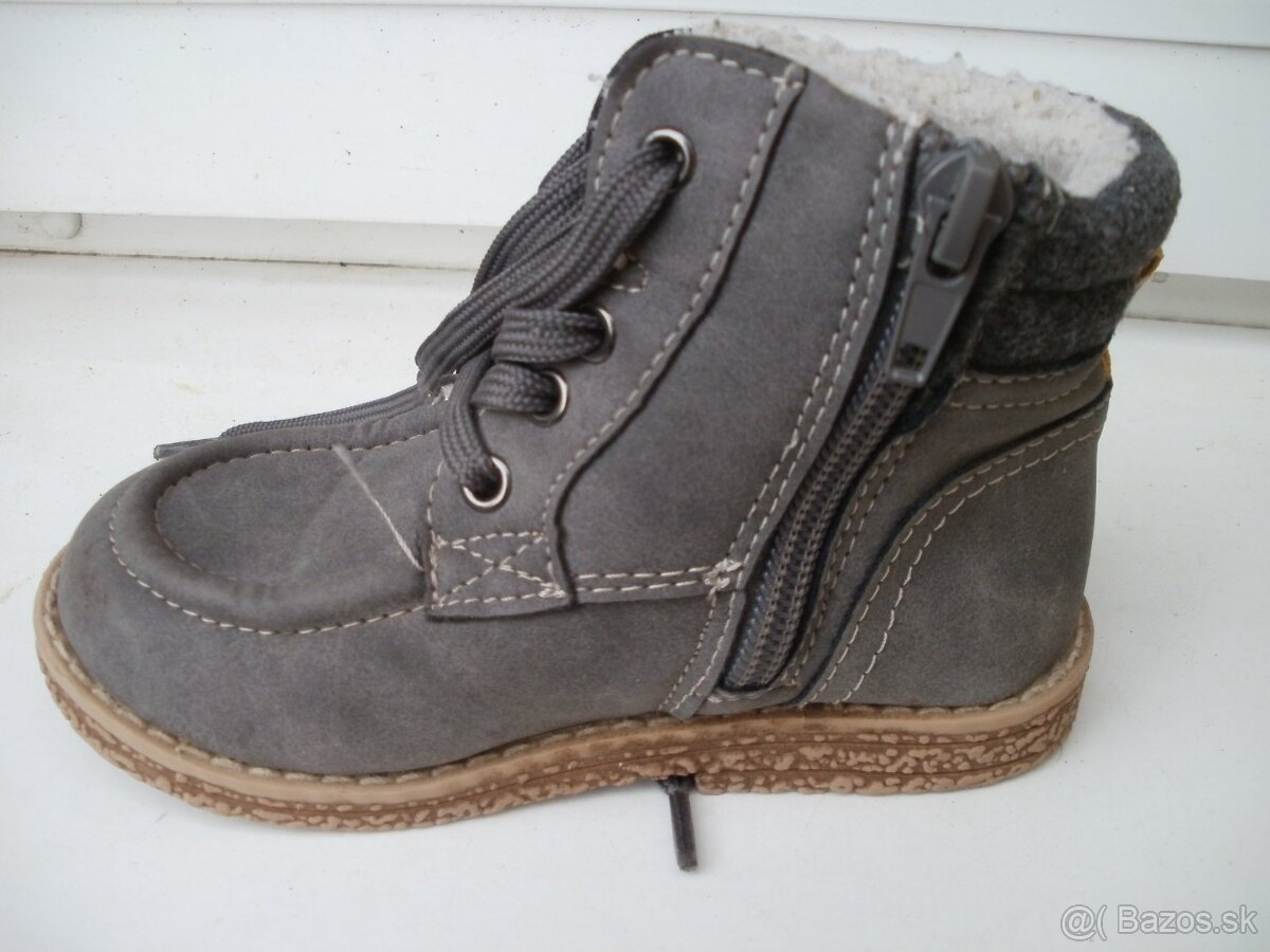 Bobbi Shoes topánočky s kožušinou veľkosť 23 - 5