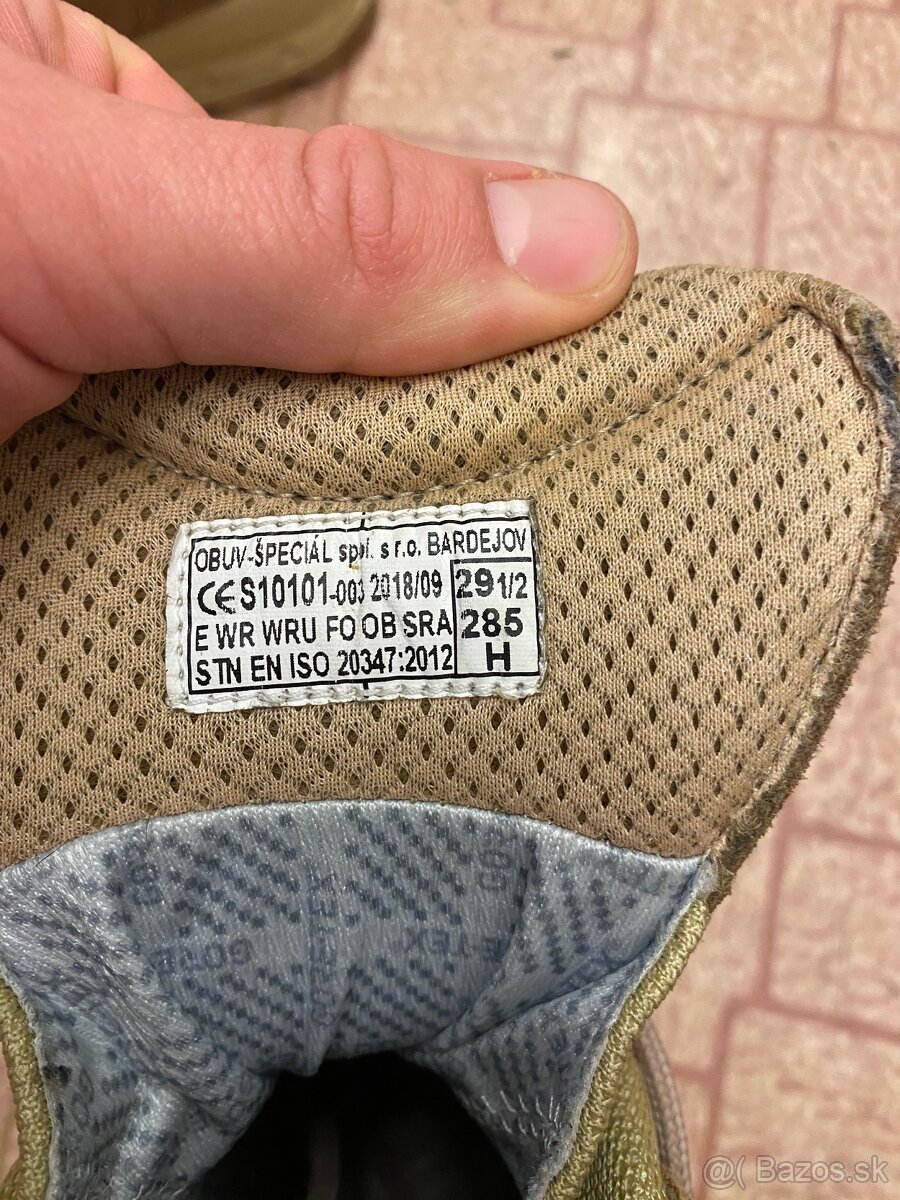 Púštne maskáče , kanady atď.. - 5