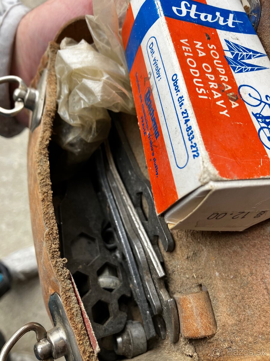 Kožená kapsička na bicyklové náradie - 5