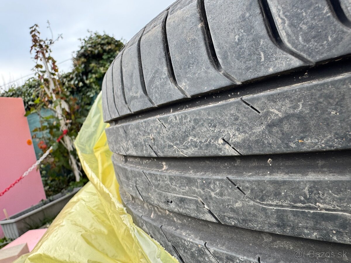 Letné Pneu nexen 225/50/R18 dot 0325 - 5