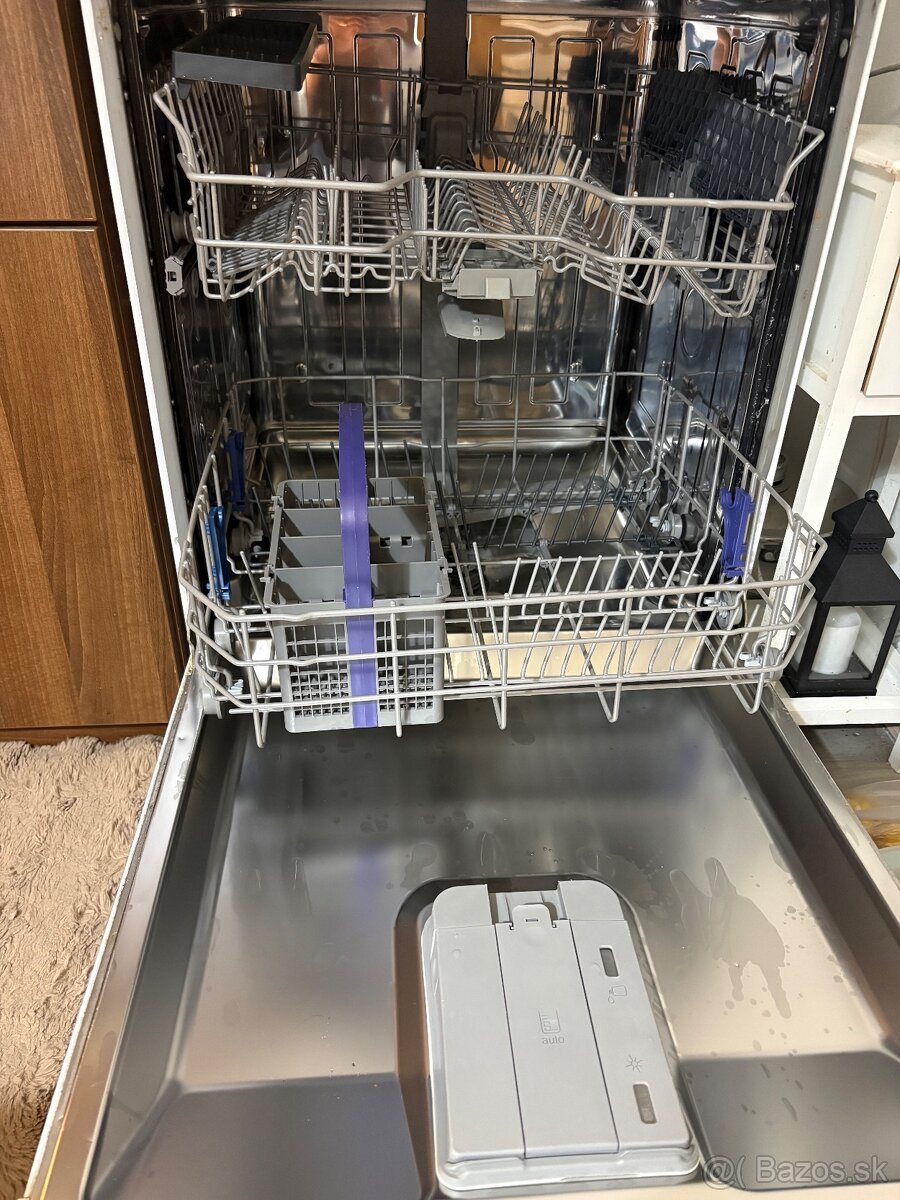 Predám umývačku riadu Beko - 5