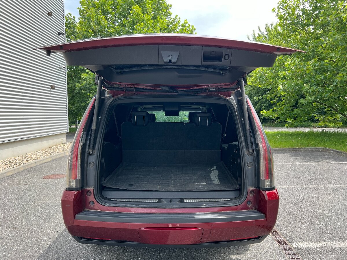 2016 Cadillac Escalade ESV  - dlouhá verze, Platinum výbava