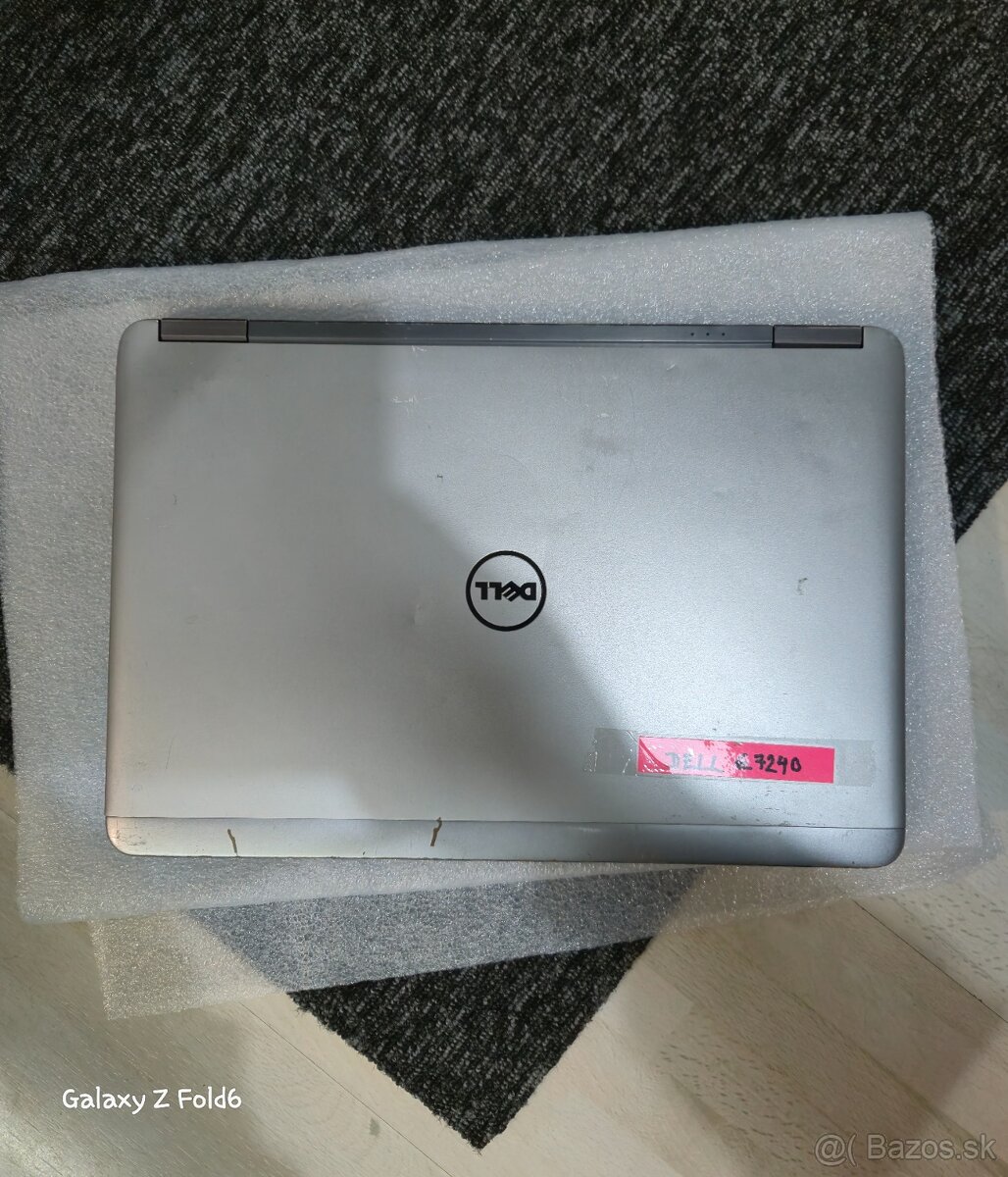 DELL Latitude E7240 - i5 / 4GB RAM / 128 GB SSD / - 5
