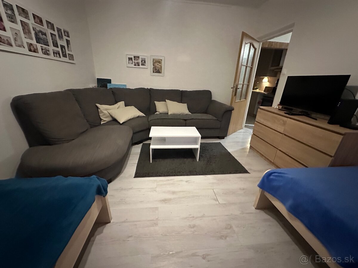 Kompletne zrekonštruovaný zariadeny 2,5 izbový byt na predaj - 5