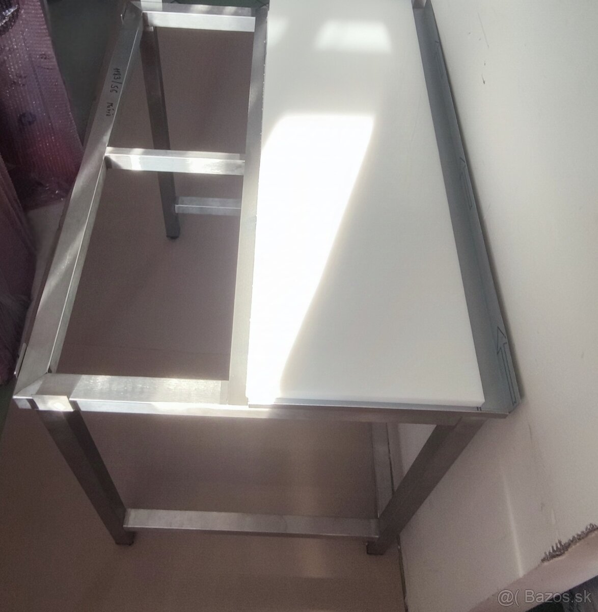 Gastro nerezový stôl, kuchynské pracovné stoly, mäsiarské - 5