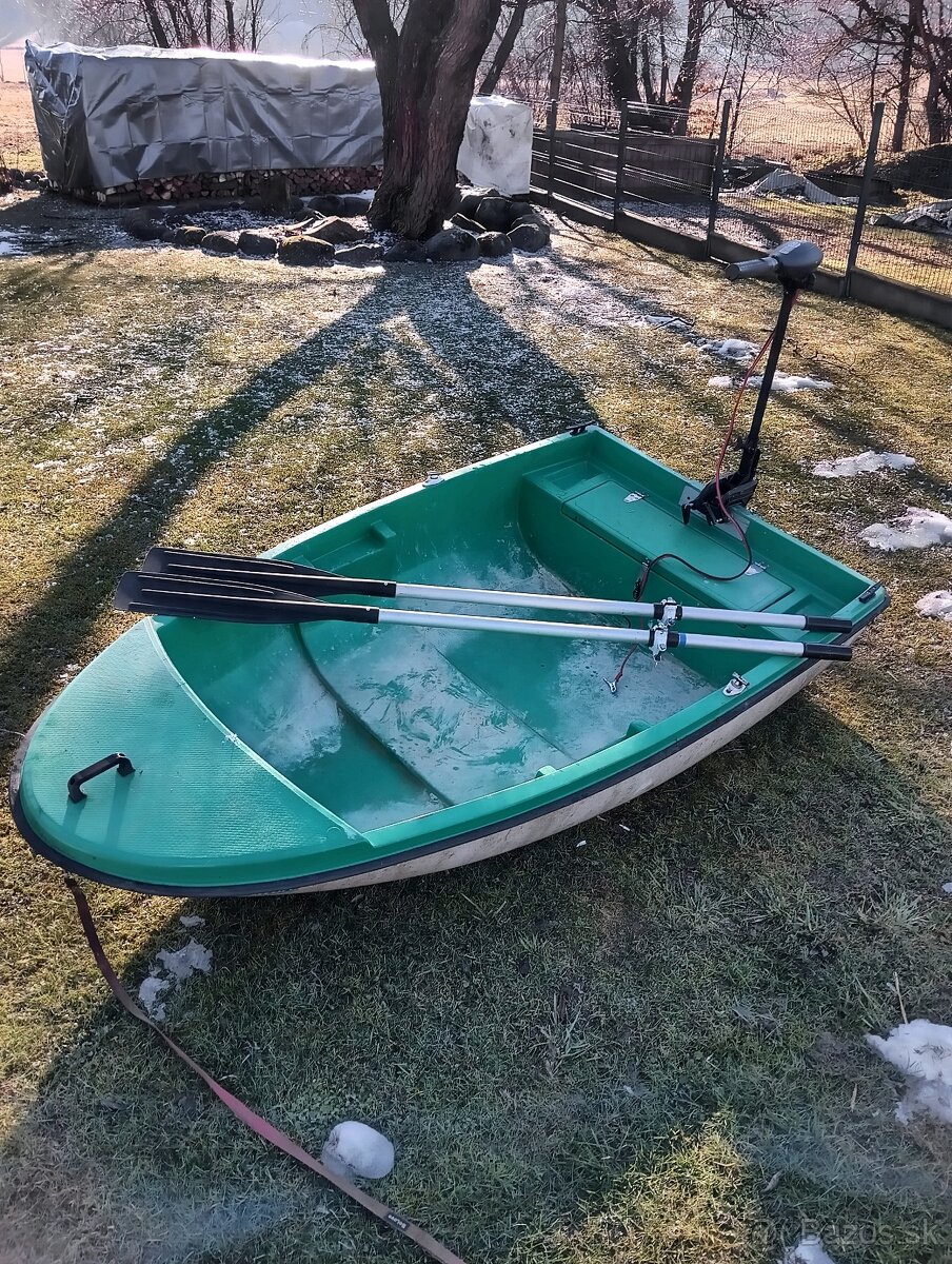 Predám laminátový čln Norton 1 - 5