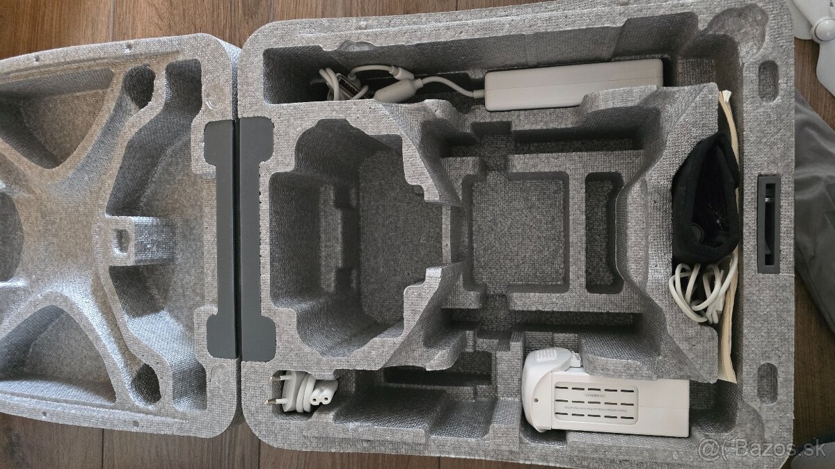 DJI Phantom 4 PRO Plus + DJI Goggles FPV - 5