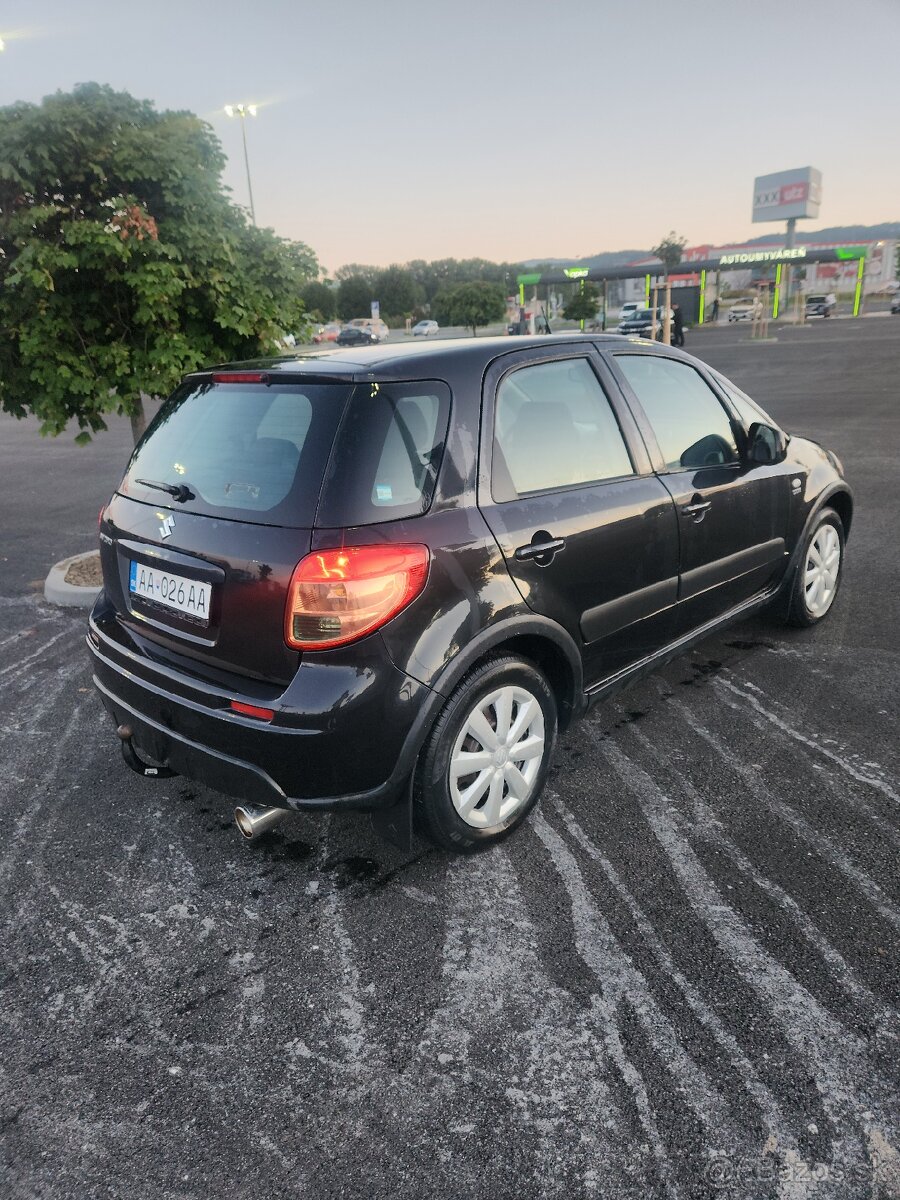 Suzuki sx4 - 5