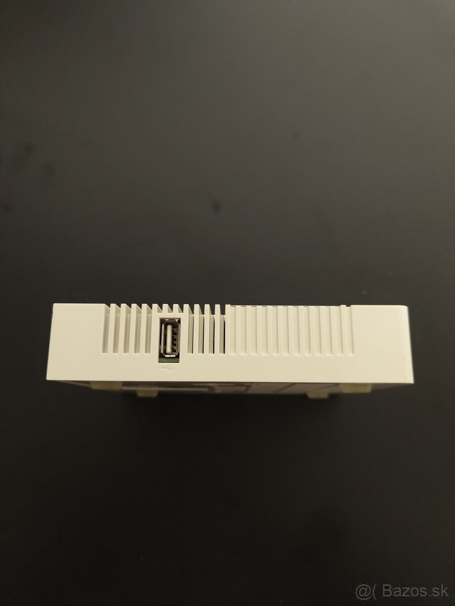 MikroTik RouterBoard RB951Ui-2HnD – Spoľahlivý výkon - 5