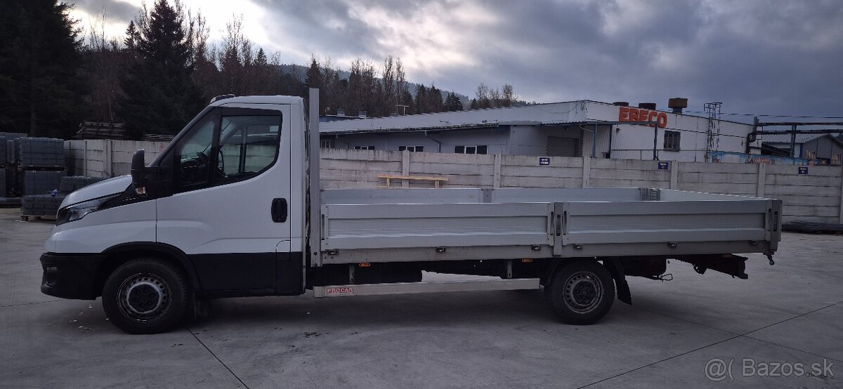 IVECO DAILY 2024 1.majiteľ TOP stav. - 5