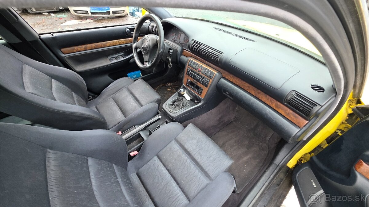 AUDI A4 B5 AVANT 2.4 V6 - 5
