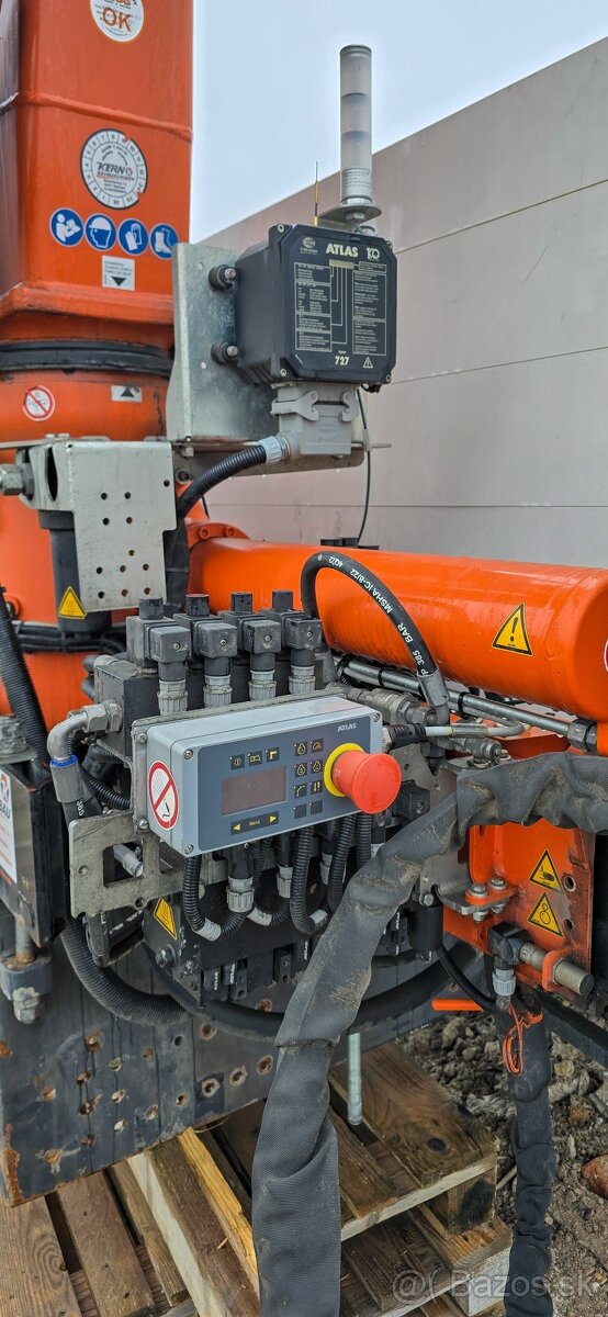 Atlas hydraulická ruka,valníková nádstavba - 5