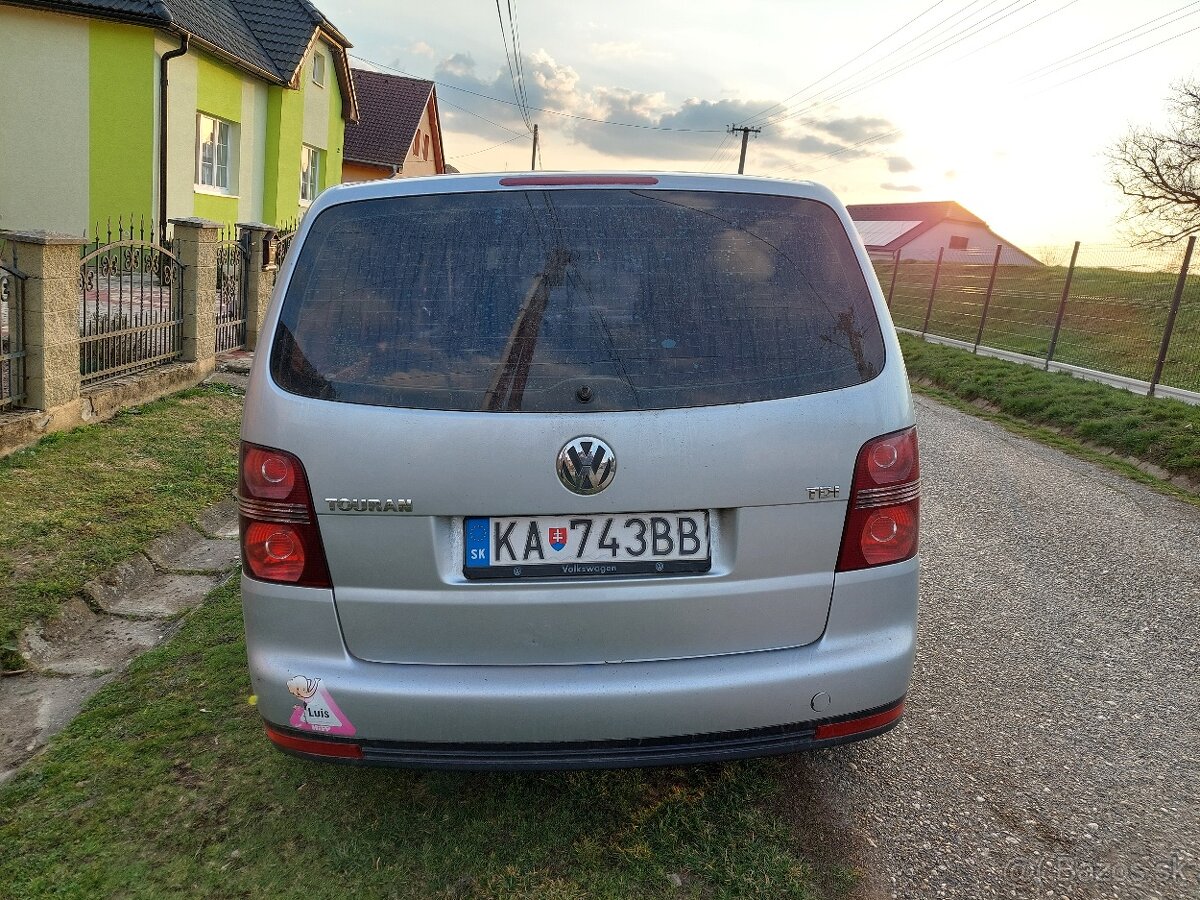 Volkswagen Touran 1.9 TDi - 5