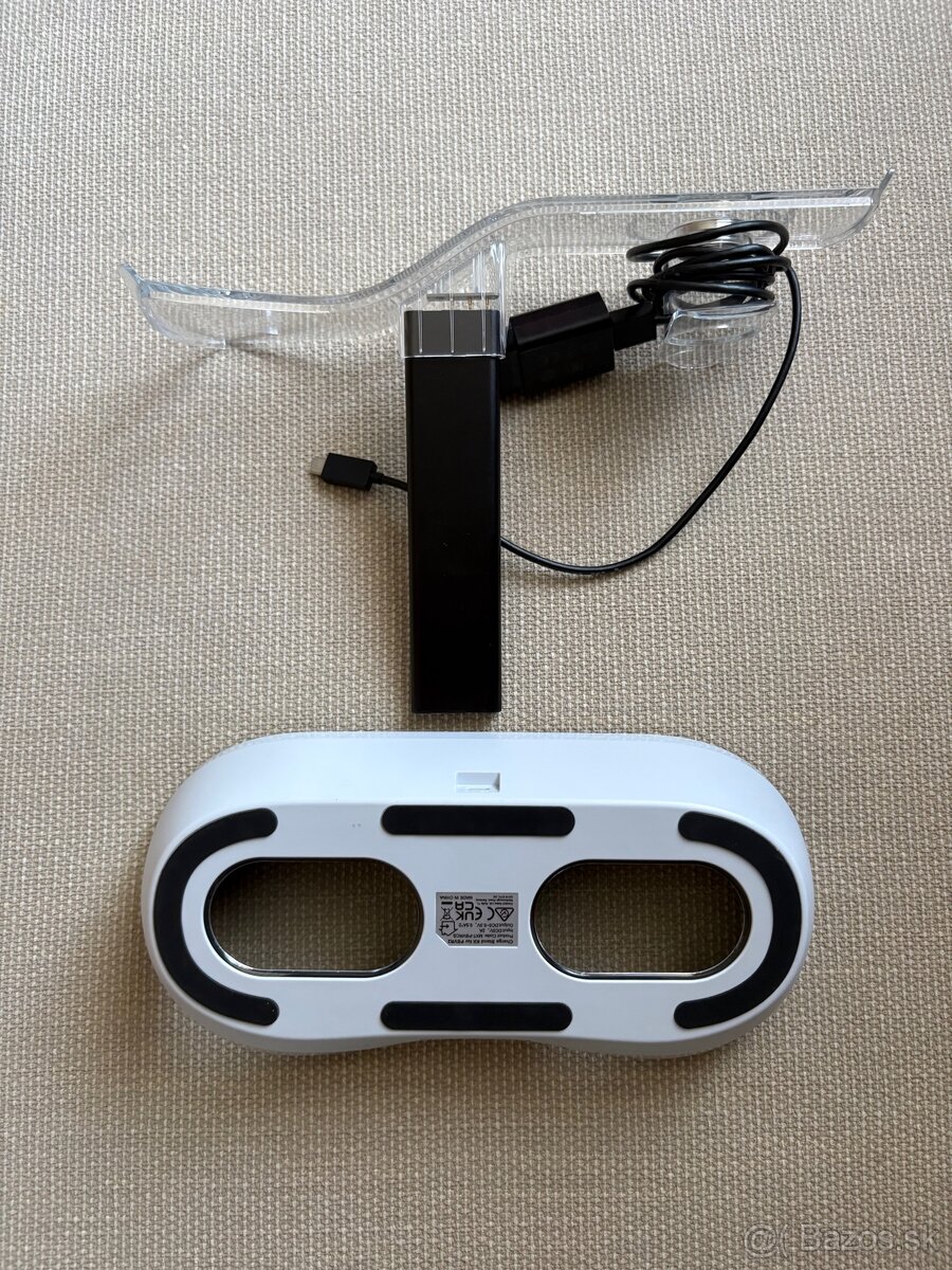 Nabíjateľný stojan na virtuálnu realitu - 5