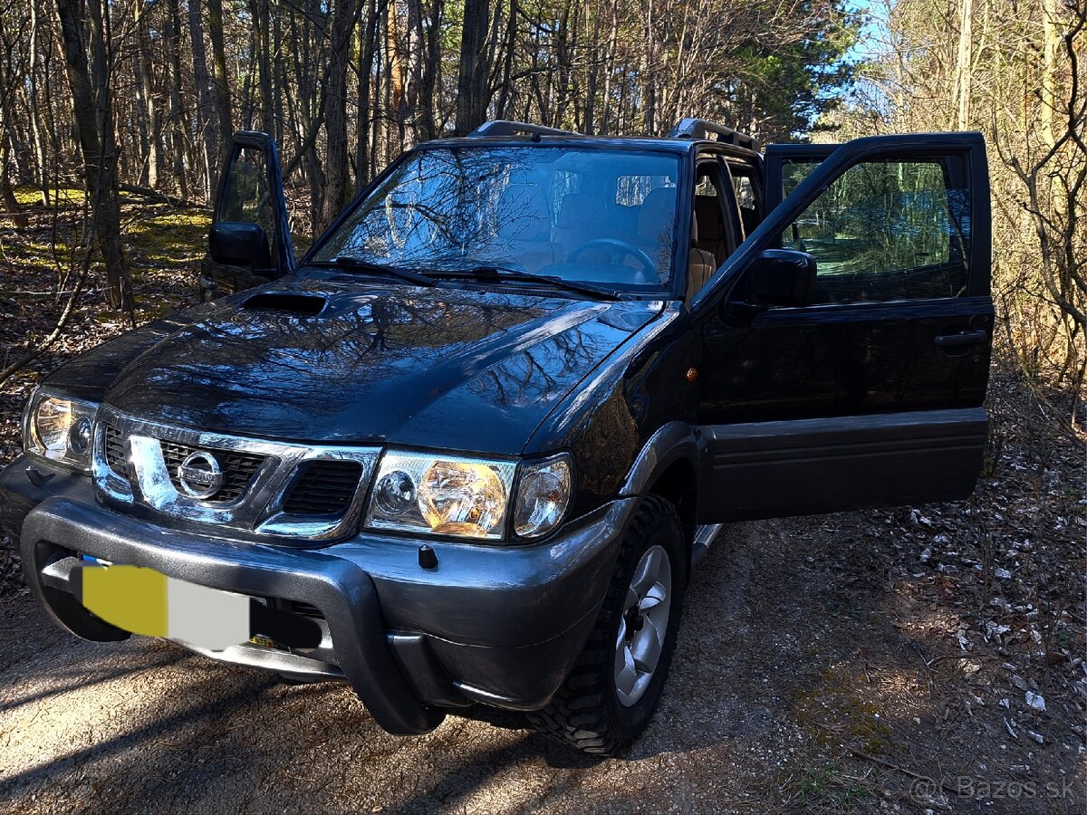 Predám Nissan Terrano II 3.0l tdi 113kw - 5