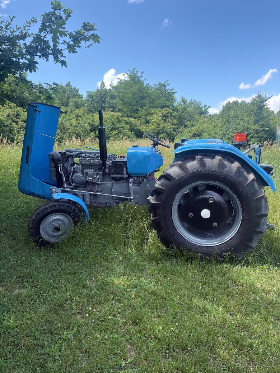 Zetor 3011- motor 6701 - 5