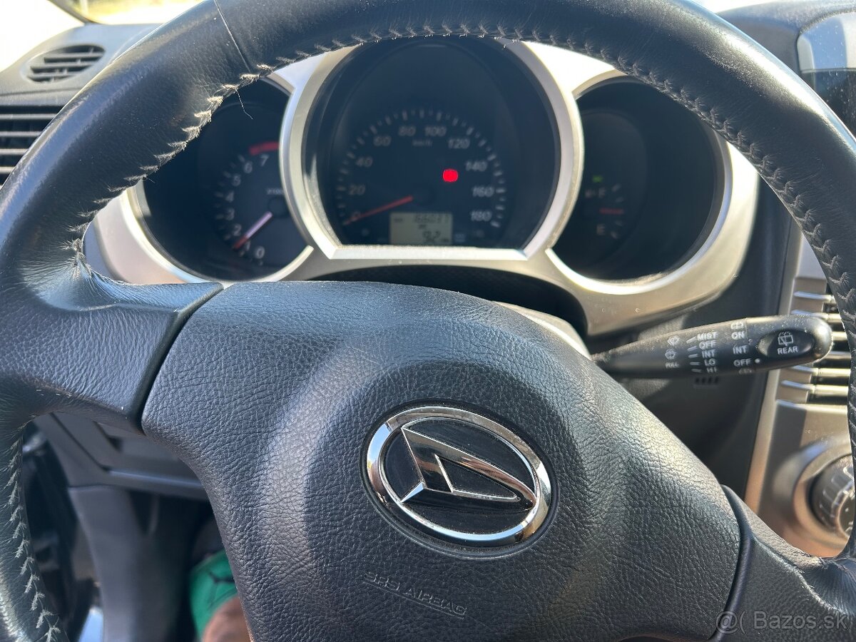 Daihatsu Terios Rok 2009 ,1,5 Benzin 4x4