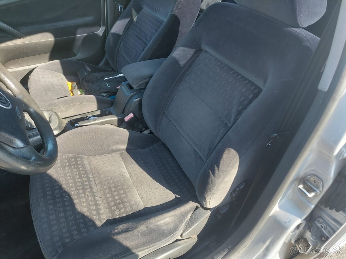 Passat 2,0 i benzin - 5