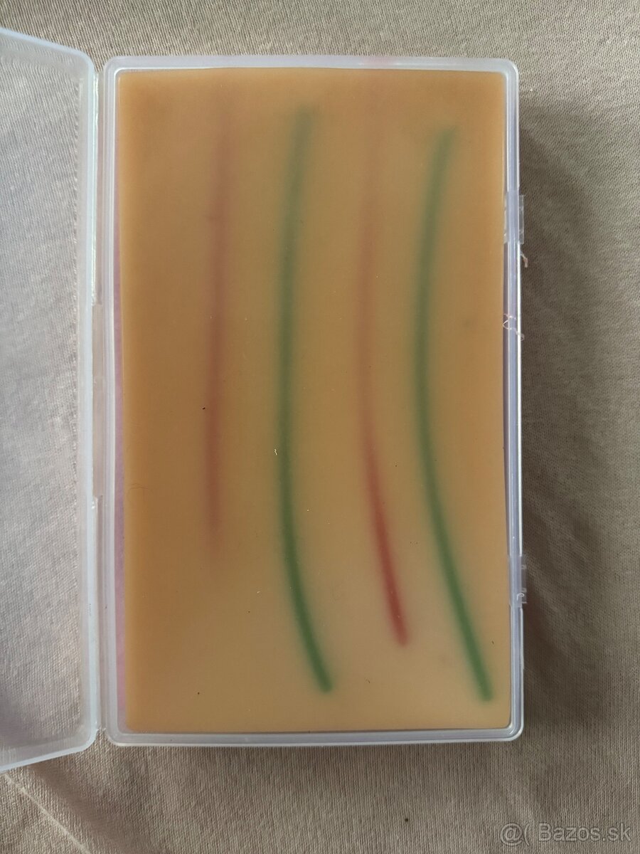 Silikónová tréningová podložka na šitie rán a odberu krvi - 5