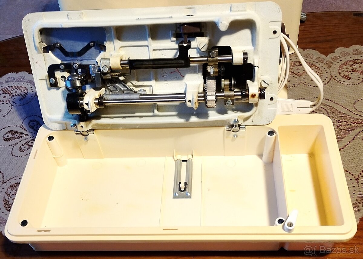 Šijací stroj Veritas. - 5