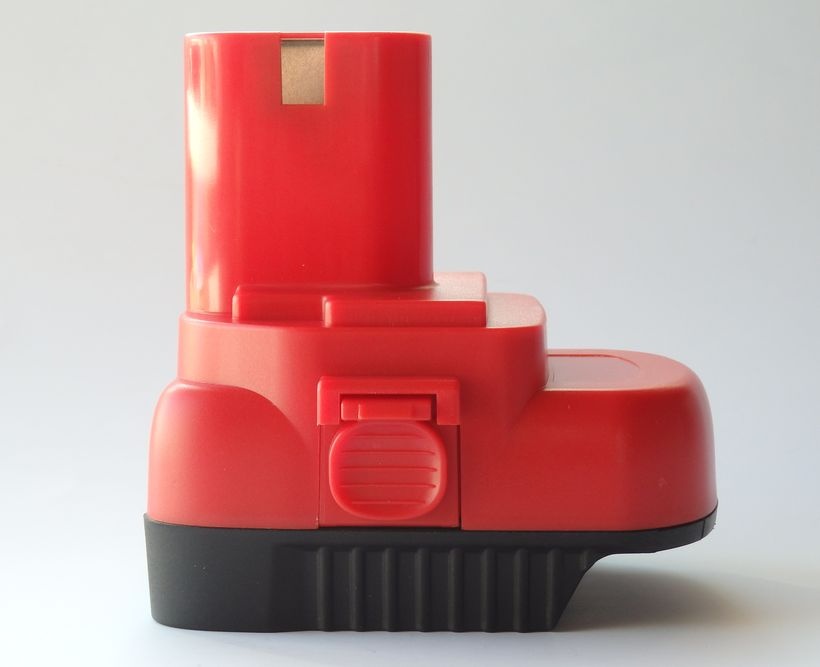 Adaptér MAKITA 18V / MAKITA 12V 14,4V - 5