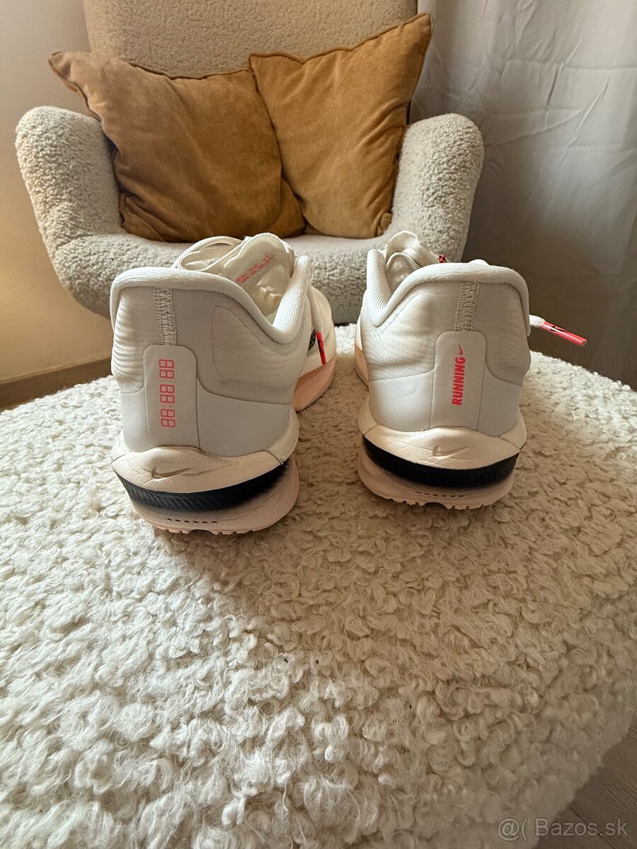 nike zoomfly 6 cislo 40 - 5