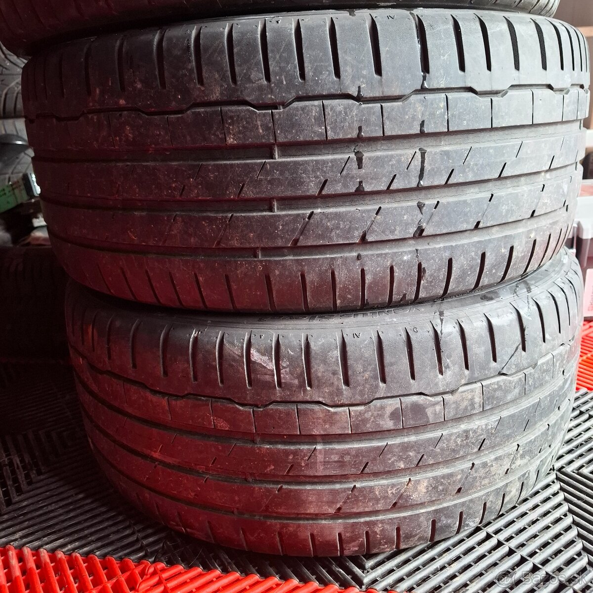235/40 r18 - 5