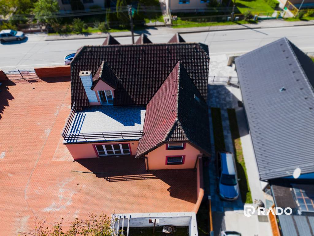 RADO | 6-izbový rodinný dom s pozemkom 2218m2 | Horňany - 5