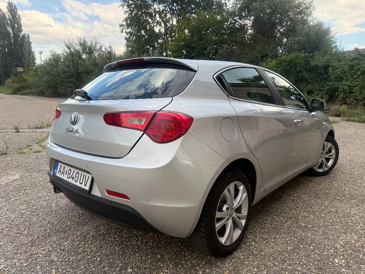 Alfa Romeo Giulietta 1.6 JTD Distinctive - 5