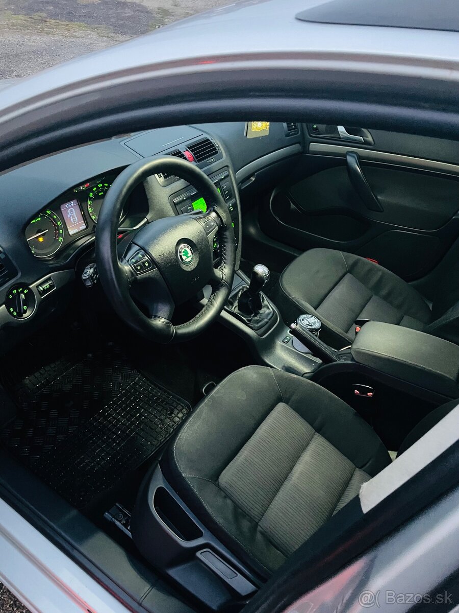 Škoda Octavia 2 obsah 1.9TDI 77kw r.v.2007 - 5