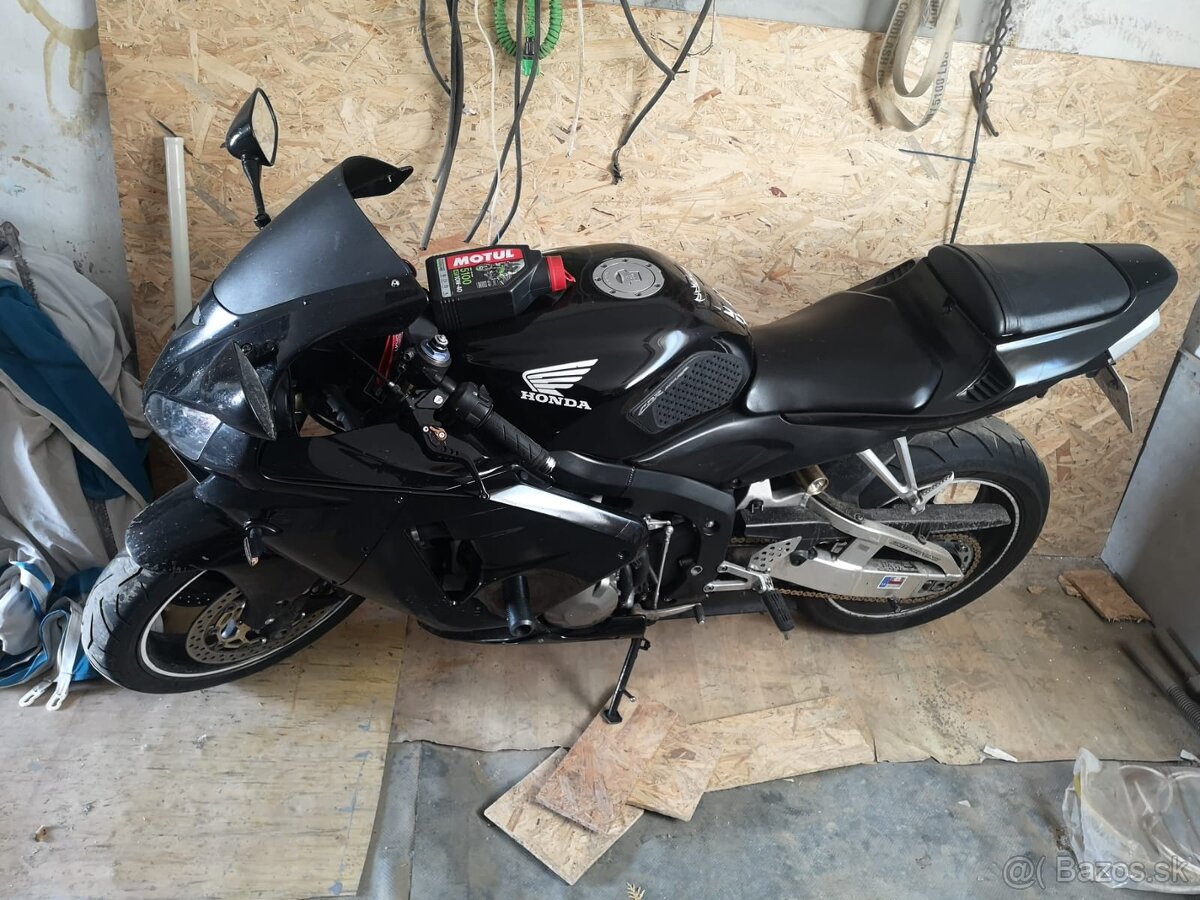 Honda CBR600rr - 5