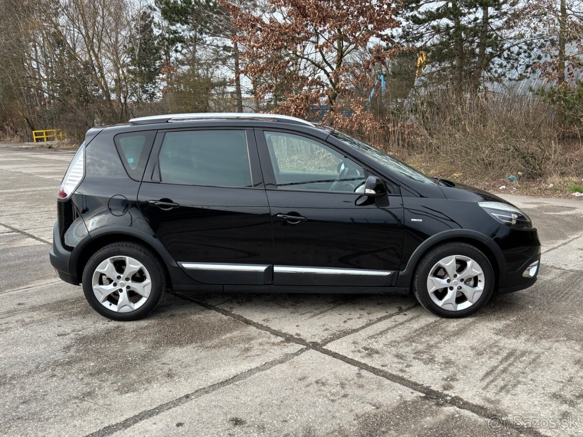 Renault Scenic XMOD 1.5dCi Bose - 5