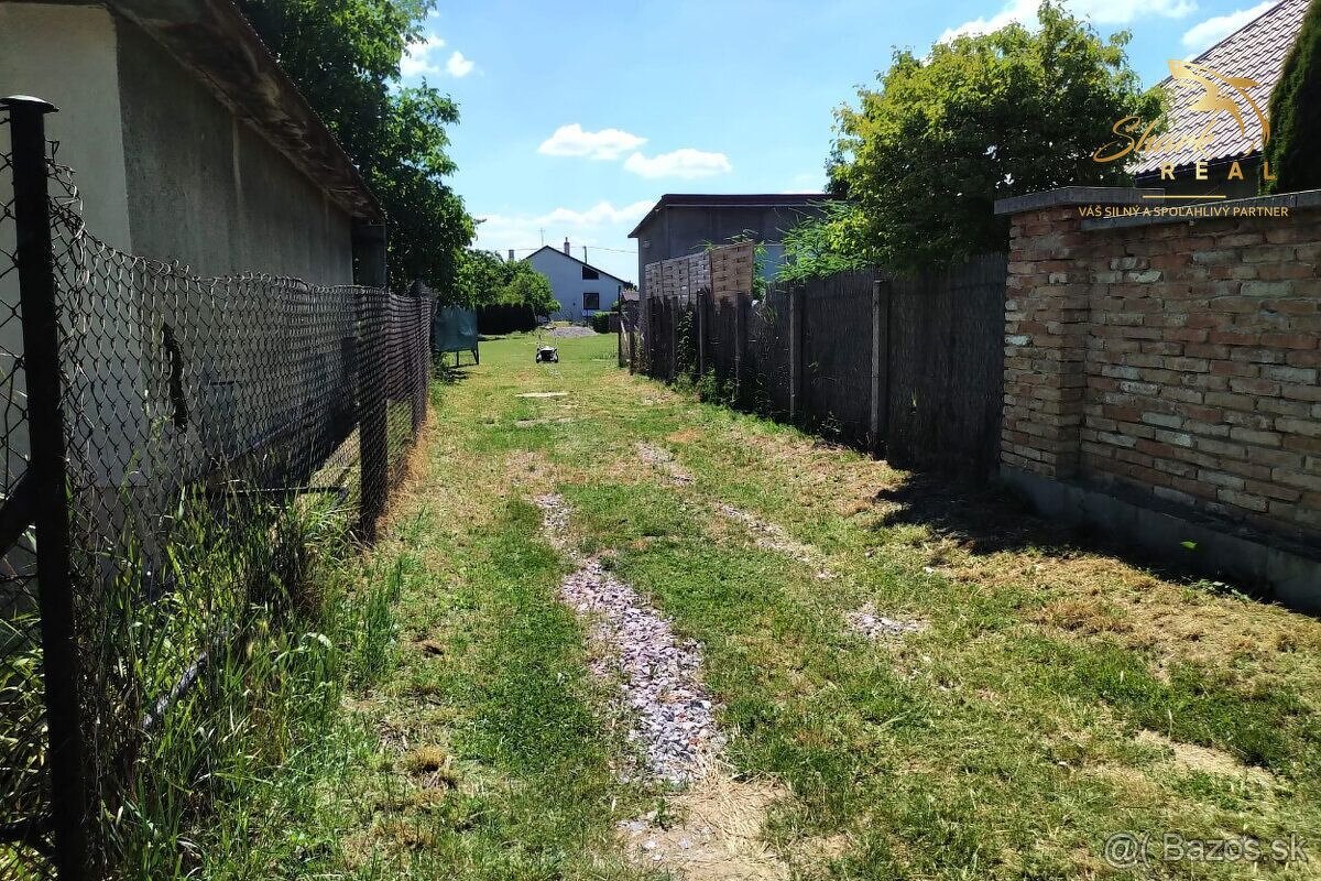 Ponúkame na predaj rovinatý pozemok v obci Cabaj-Čápor 780 m - 5