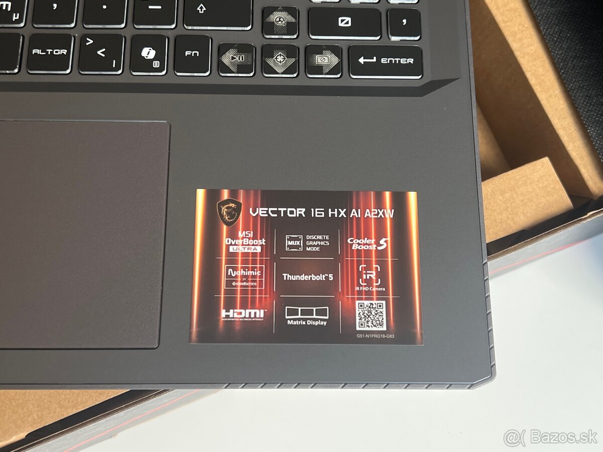 MSI Vector 16 HX (RTX 5070Ti) - 5