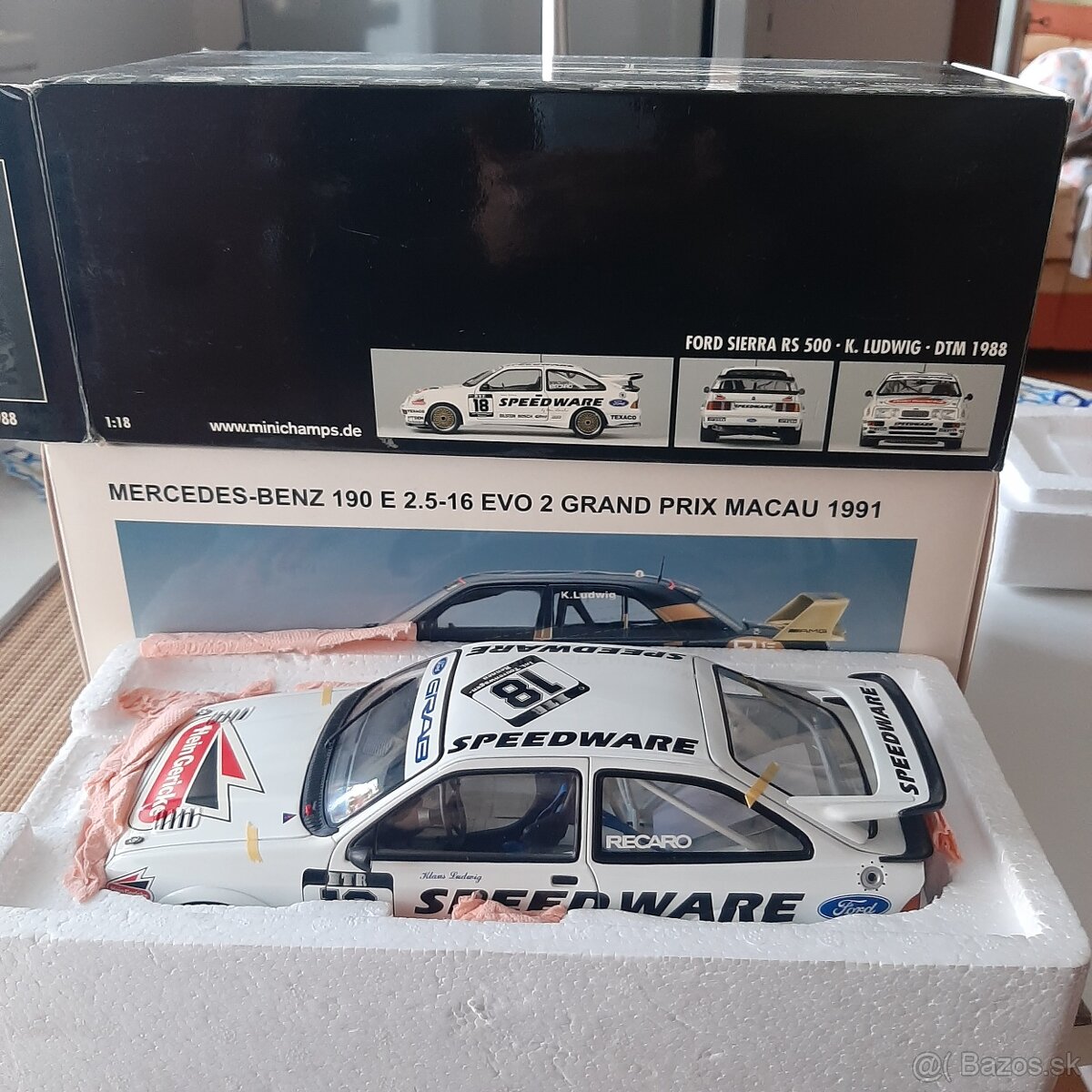 1:18 Skoda Abrex,Mercedes dtm Autoart - 5
