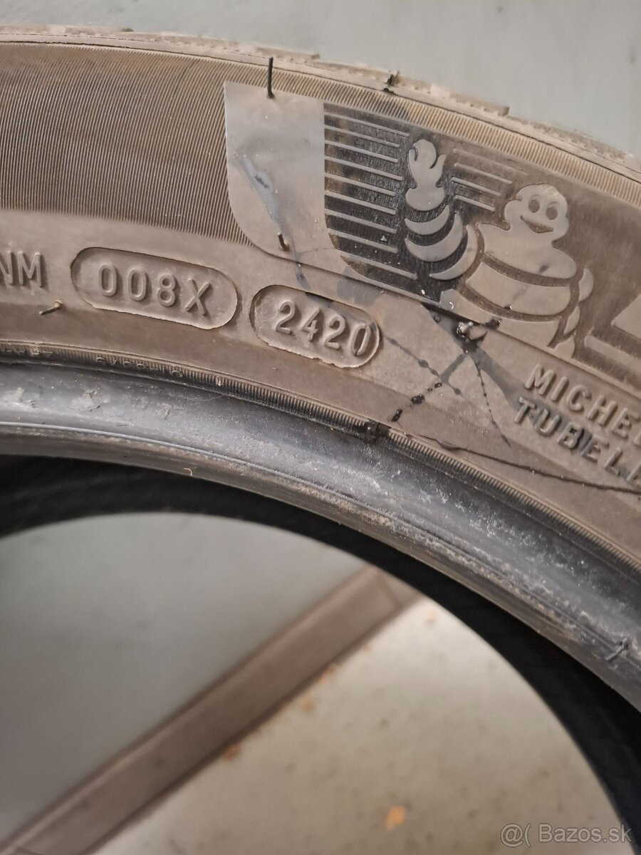 Predám zimné pneumatiky 235/50 r19 - 5