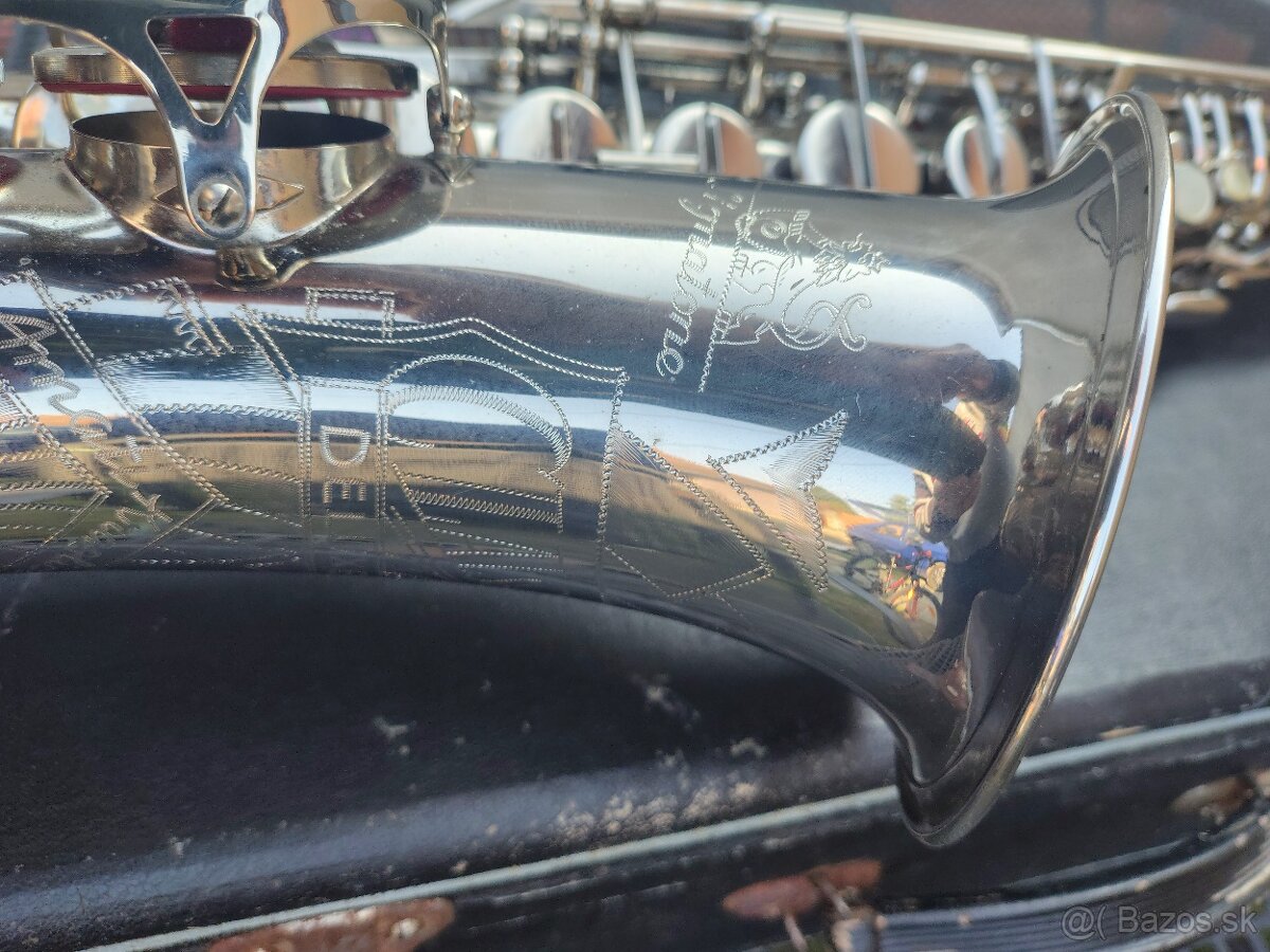 Alt saxofón Amati - 5
