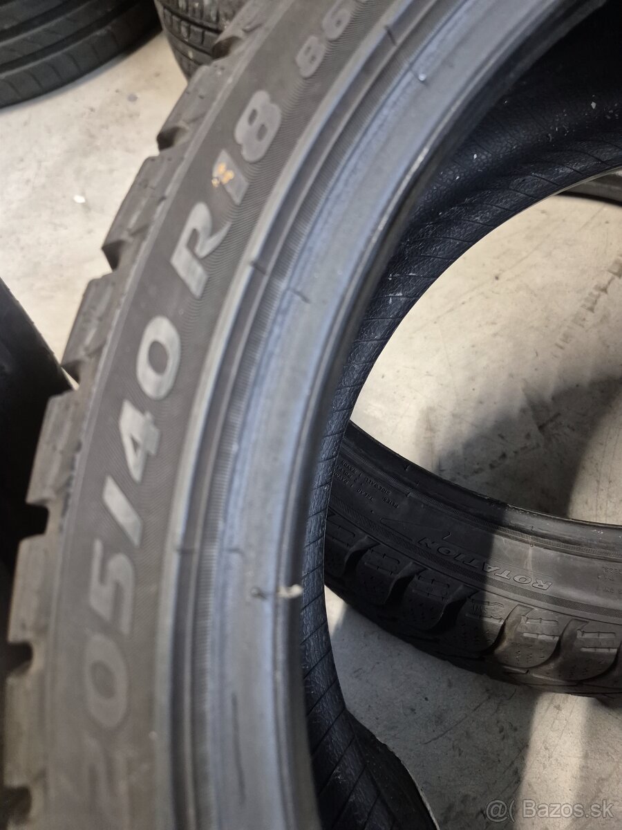 205/40r18 - 5