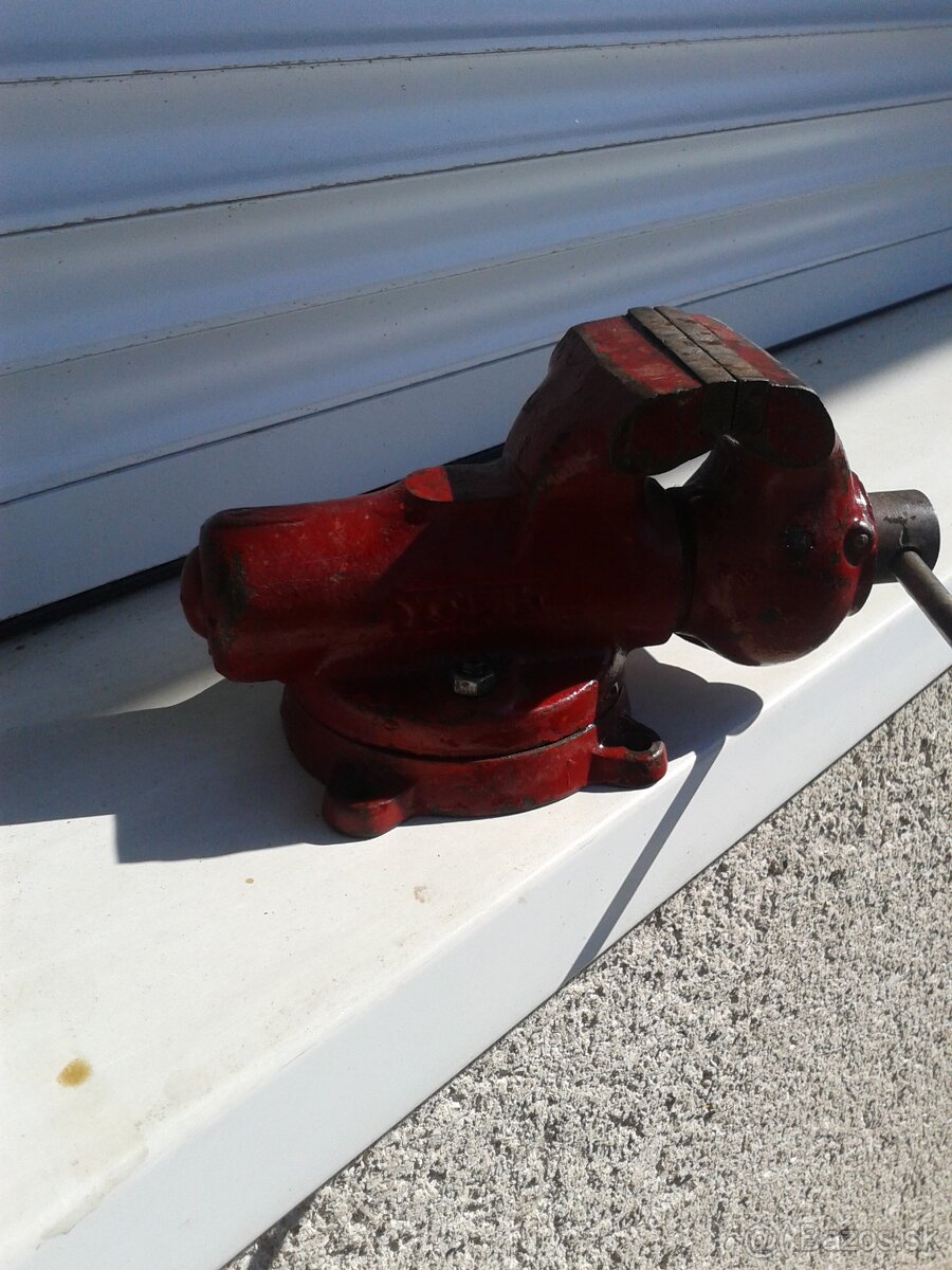 Stolový zverák YORK - 5