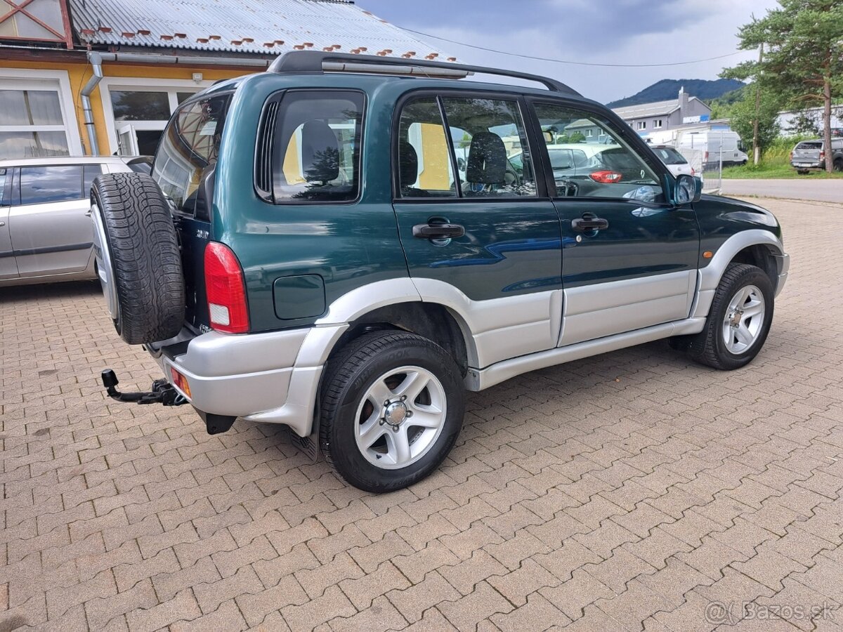 Suzuki Grand Vitara 2.0 TD ABS A/C 4x4 - 5