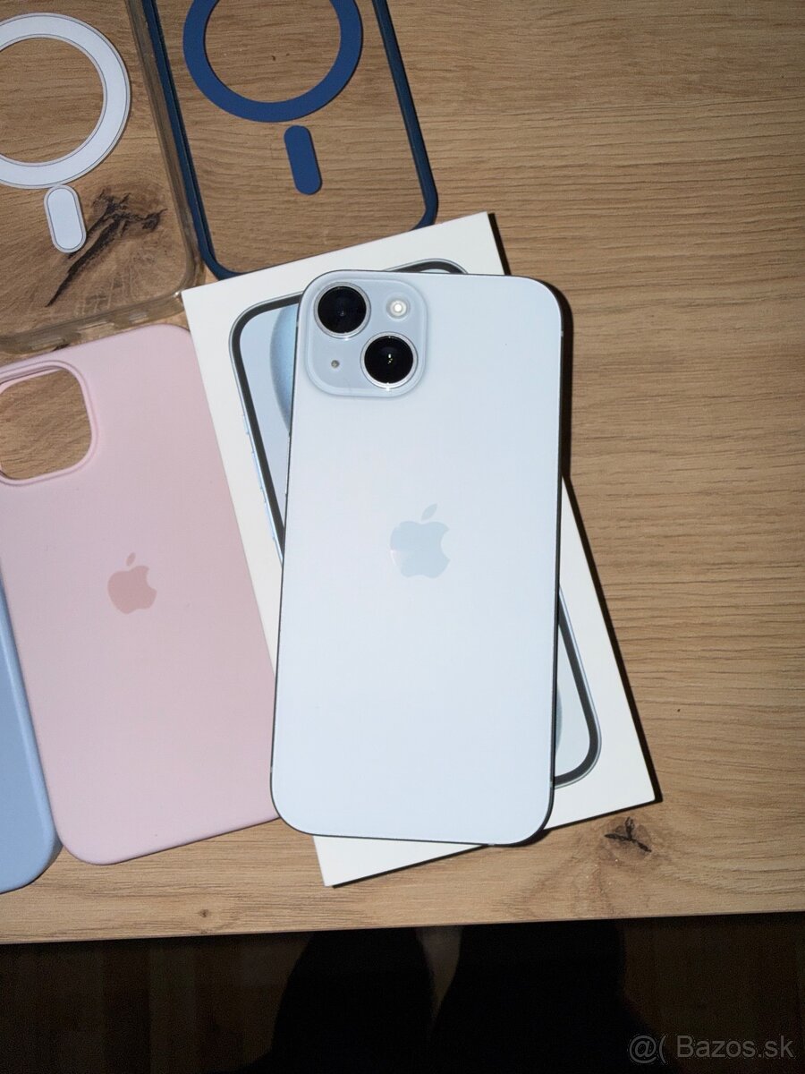 Apple Iphone 15 128GB Modrý - 5