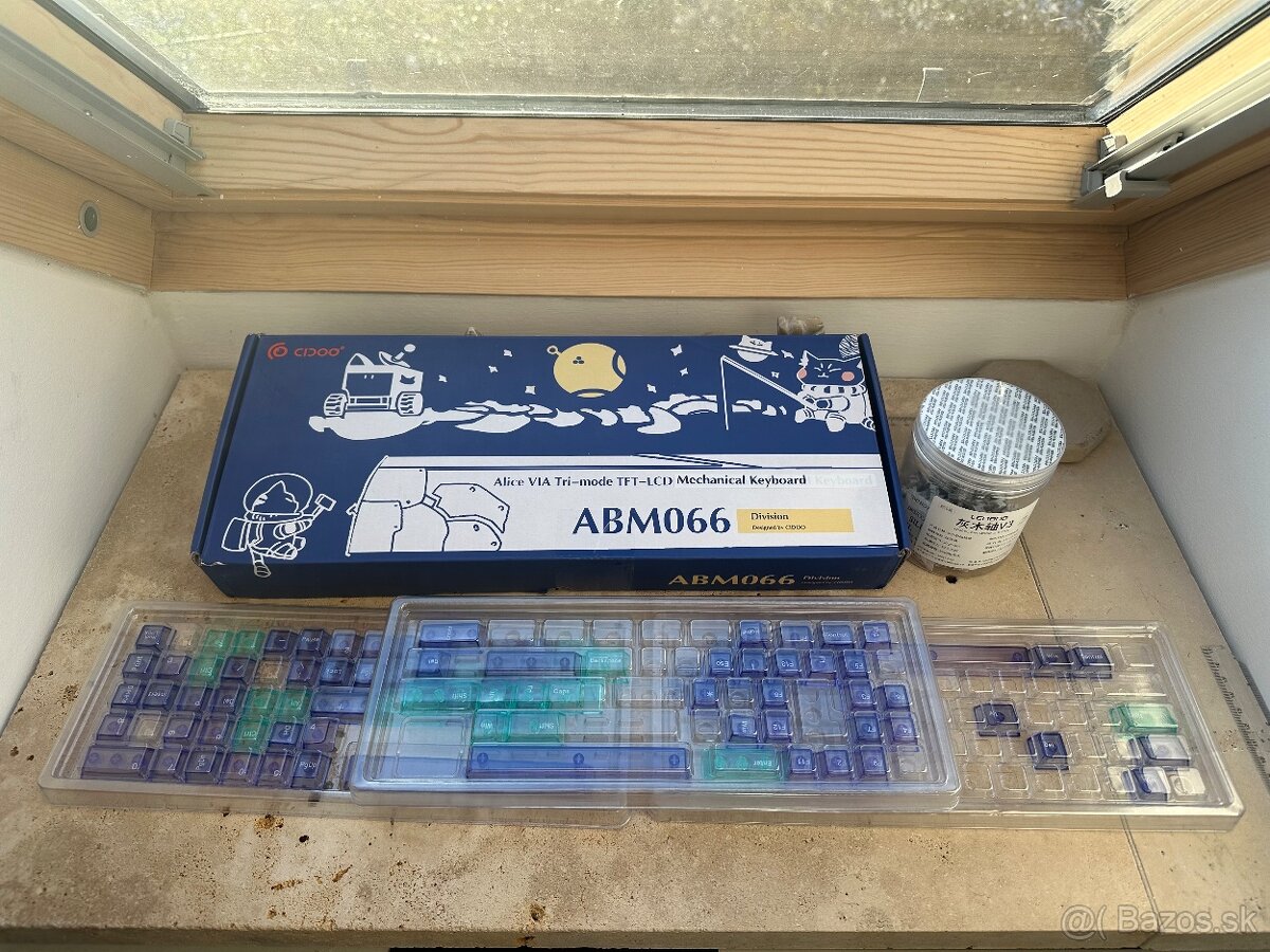 Epomaker Cidoo ABM066 + Leobog Graywood V3 Switche - 5