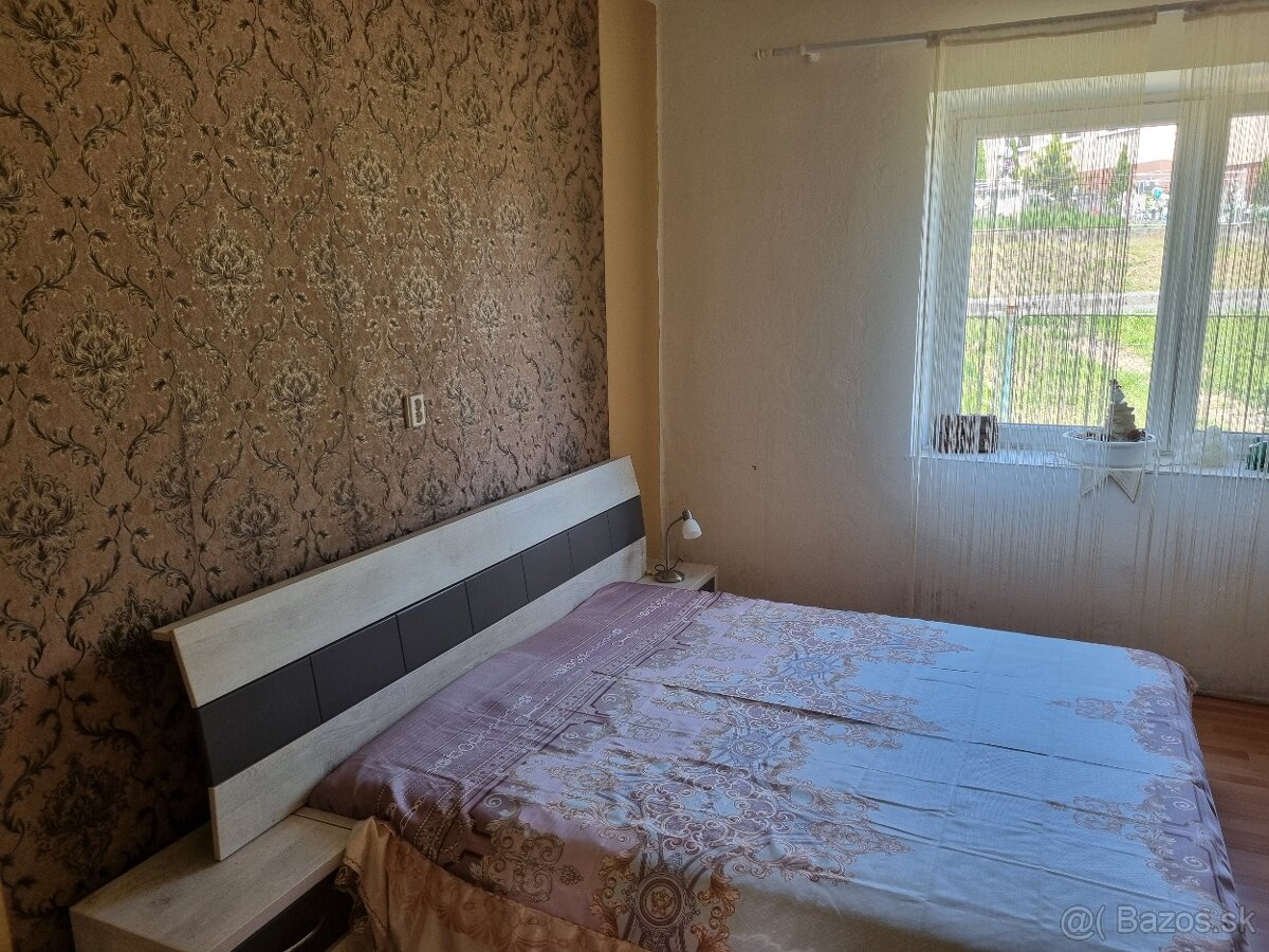 Trojizbový rodinný dom v obci Čakanovce - 5