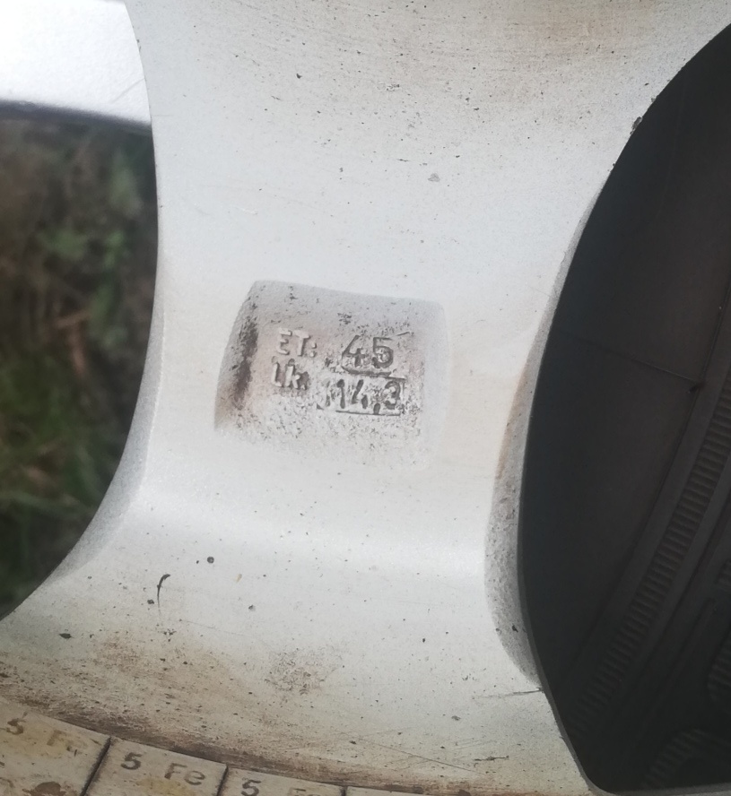 Hliníkové disky BROCK RC14 6,5J x 15 H2 - 5x114.3 (Kia Ceed) - 5