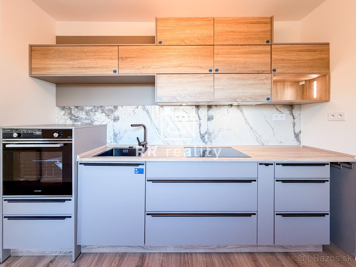 REZERVOVANÉ - 2-izbový byt 54m2, nová rekonštrukcia, Košice - 5