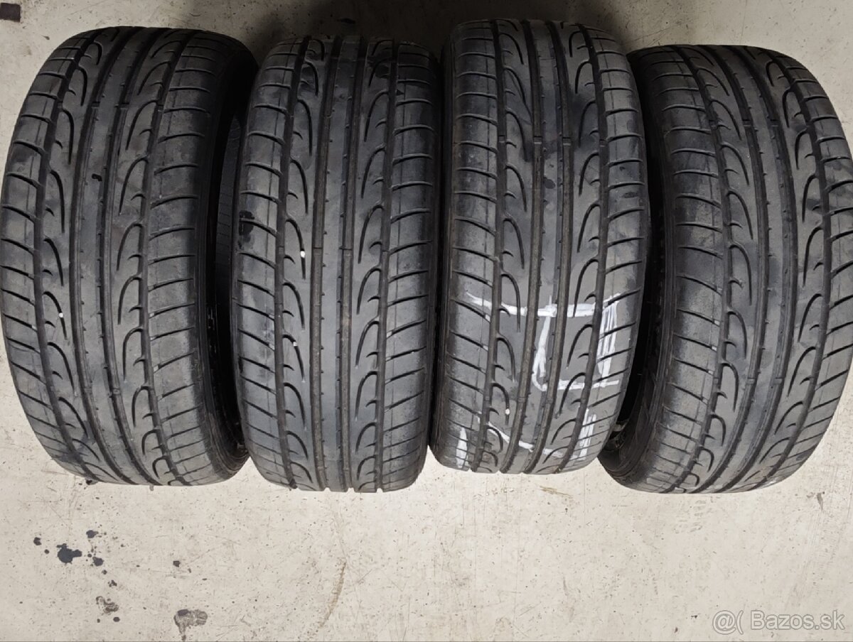 Dunlop 215/45R16 - 5