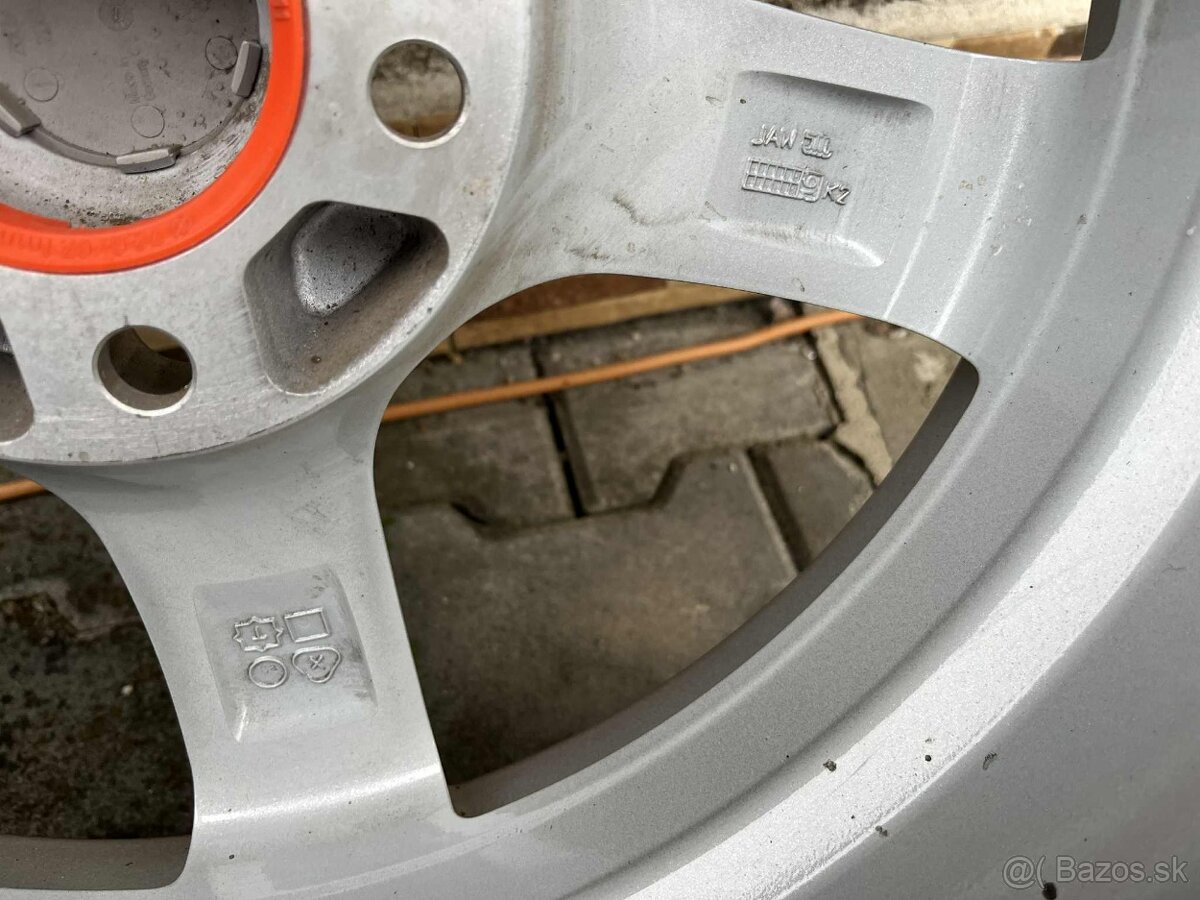 225/65r17 mazda. Rezerva ako nova - 5