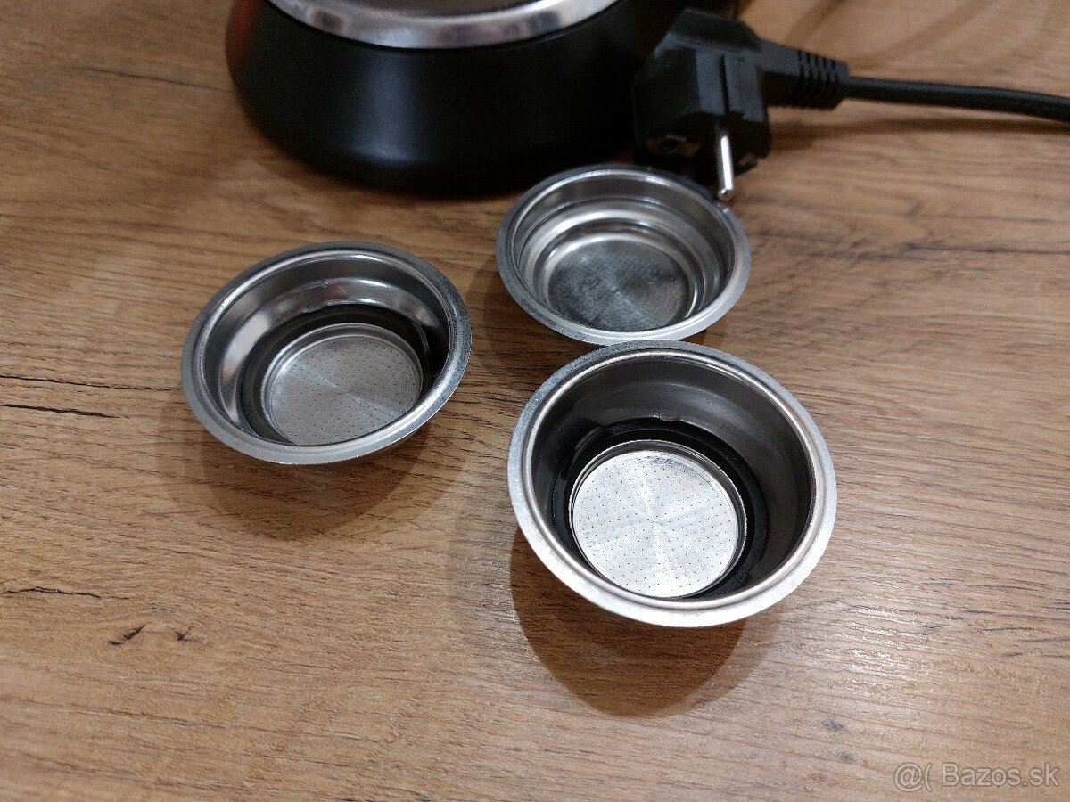 Delonghi EC685.M Dedica - 5